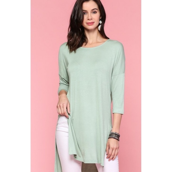 FINAL SALE 🆕🌿SIDE SLIT TUNIC🌿 - Picture 2 of 4